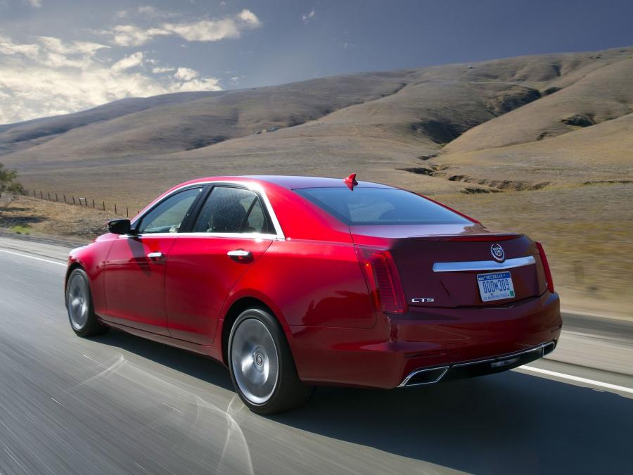  Cadillac CTS Vsport 2013 года  (фото 7 из 17)